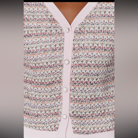 22 Chic button down cardigan - Picture 4 of 4